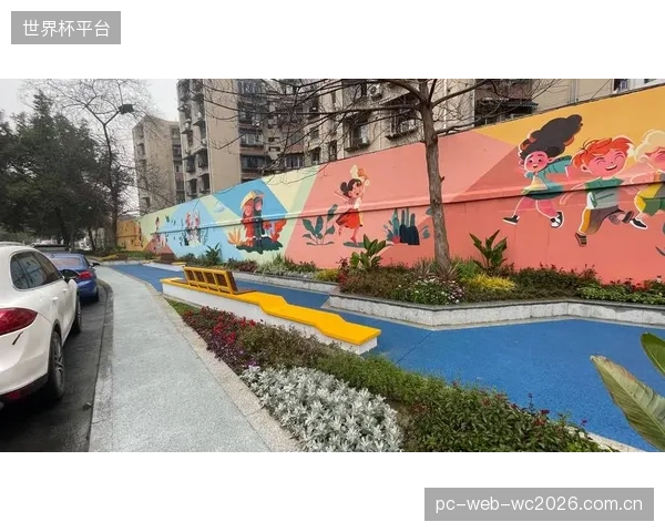 社区体育消费将全面转向小额高频：次卡、时租与临时活动参与将取代年卡，成为微更新场馆的主流收入模型